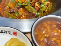 -山河屯铁锅炖鲜鹅·东北菜(开发区一店)