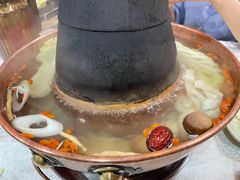 -羊家胡同·龙虾烧烤火锅(龙汇路店)