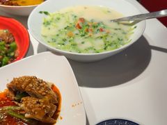-禄鼎记·排队俩小时都要吃的酸菜鱼(石牌桥店)