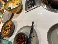 -喃喃椰·糟粕醋·椰子鸡火锅(七堡花园店)