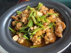 干锅牛蛙-柳莺湖上·湖景餐厅·江南菜(西湖店)