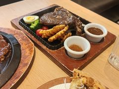 -菲滋意式餐厅(临海银泰店)