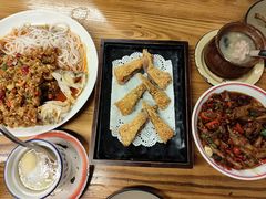 -堂瓦里·33年传统赣菜(第一街区店)