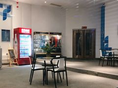 -七彩阳光游泳俱乐部(江北远洲店)