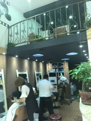 -明洞造型精品烫染