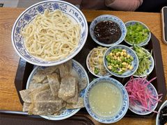 老北京炸灌肠-门框胡同百年卤煮(新街口店)