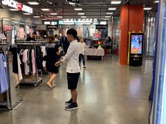 -上品折扣(回龙观店)