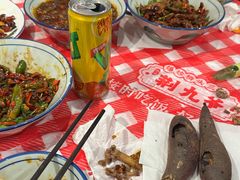 -荆九爷爆炒桥头三嫩(云南北路店)