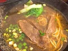 -尊品原汁牛肉面