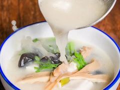 -姜君·千岛湖鱼头馆(浦东大道店)