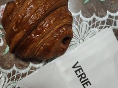 -VERIE BAKEHOUSE