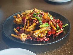 -曼听小寨海鲜烧烤·大连辣炒大王(盖州街店)