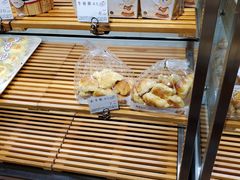 -苹果花园(南泉路店)