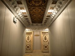 -南洋冠盛酒店(广州天河公园地铁站店)