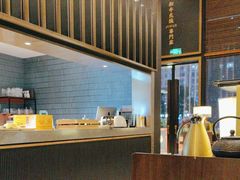 -铭牛烧肉·和牛海鲜自助(高新月牙湖店)