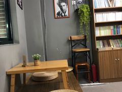 -晓风书屋(大学路店)