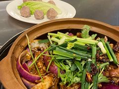 -胡须佬鸡煲四季火锅店(石厦西村直营店)