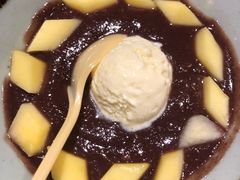 -老牌坊云南鱼豆花火锅(爱建店)