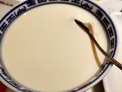 -新大咀港式茶餐厅(宝山万达店)