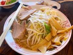 -拉面莊夢語＆中华料理八椿