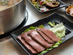 -今日潮牛(张江万科翡翠公园店)