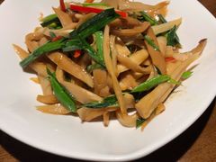 手撕杏鲍鱼菇-天山醉美·新疆餐厅(富华里店)