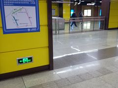 -南京西路(地铁站)