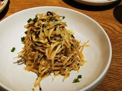 葱油拌笋衣-小大董·烤鸭(王府井apm店)