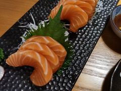 三文鱼刺身-本寻烧肉酒场(双井店)