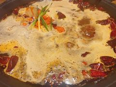 -旧街市鲜货老火锅(大光路店)