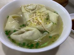 鸡汤三鲜大馄饨-绿杨馄饨临顿路店