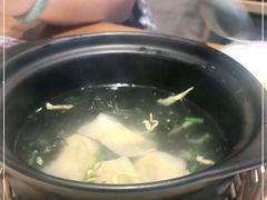 -馋三尺蟹粉小笼(人民广场店)
