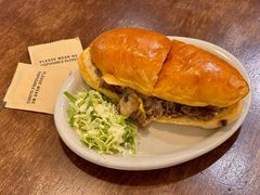 芝士蘑菇烤牛肉三明治-Al Salam莫的三明治