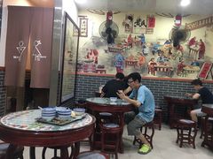 大堂-黄氏正轩牛奶甜品专家(茶山店)