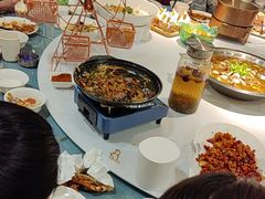 -巴特餐饮6加1音乐餐吧·新疆菜