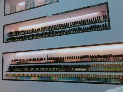 -美斯洛美甲美睫连锁店