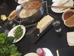 -鼎盛山海火锅(北戴河刘庄夜市老虎石浴场店)