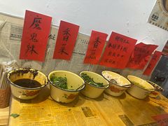 -柳州肥姨妈大骨螺蛳粉(江宁万达店)