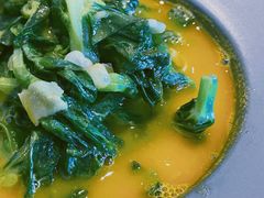 豌豆黄浸豌豆尖-半山腰·云南菜(侨福芳草地店)