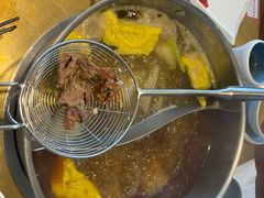 -左庭右院鲜牛肉火锅(金山万达店)