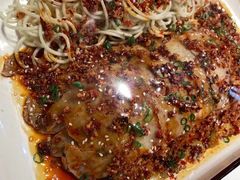 -有红鸡毛店·川菜(建设路店)