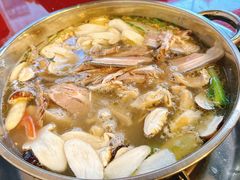 -老石黑山羊毛驴肉火锅(金凯广场店)