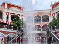 -佛罗伦萨小镇广佛名品奥特莱斯(疏港路店)