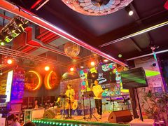 -Famous肥猫墨西哥音乐餐吧(五棵松华熙LIVE店)