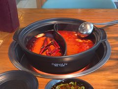 -牛小嫩串串火锅(老国贸总店)