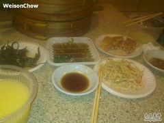 食得嘅-老班长手工灌汤包老店(东山店)
