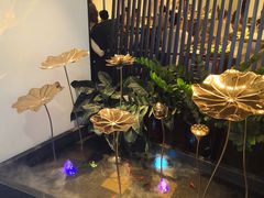 -尚尚仙·酸汤猪手·猪肚鸡火锅(华联万柳购物中心店)