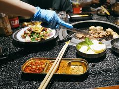 -红泥小火炉·东北泥炉烤肉(天一旗舰店)