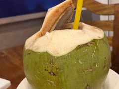 椰子沙冰-两兄弟Song Pee Nong(2号店)