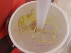 -沪上阿姨鲜果茶(世茂广场宽厚里店)
